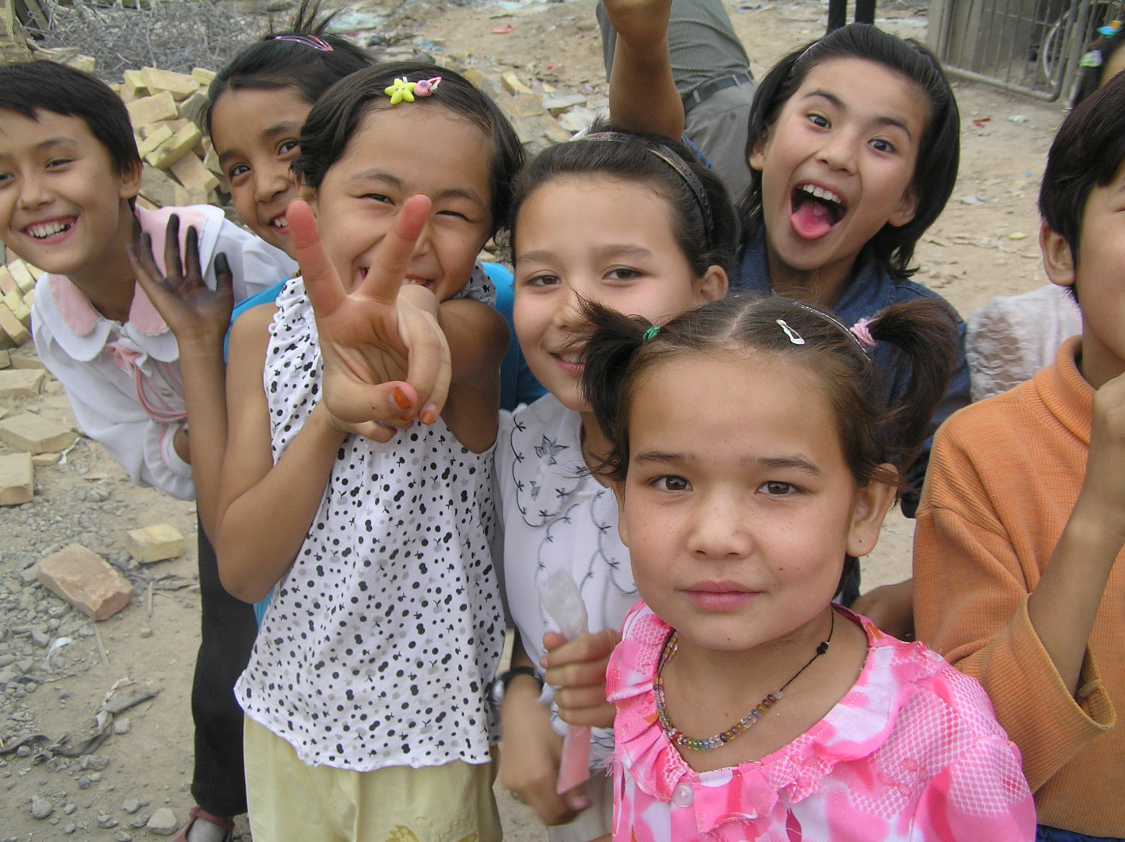 新疆ウィグル族の子供